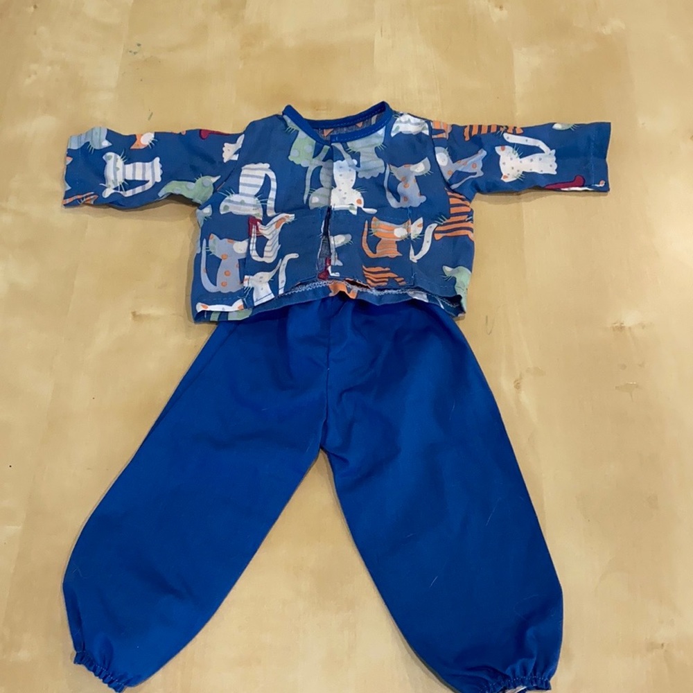 American Girl set of Veterinary scrubs, Doctor scrubs, and pet Husky.